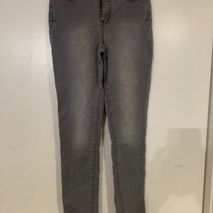 Aeropostale grey jeans